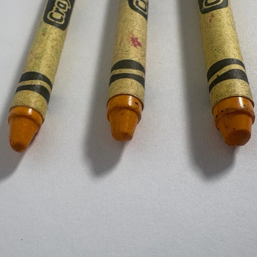 Crayola Dandelion Yellow Crayon Retired Color Lot of 3 Vintage Discontinued